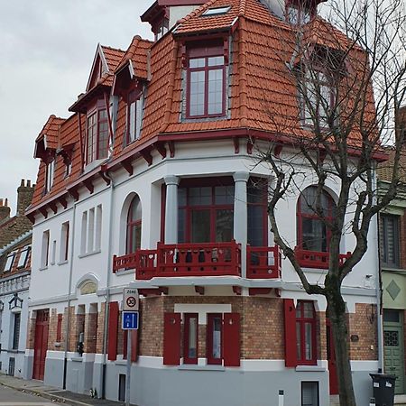 Les Iris, Malo Les Bains, 350 M De La Plage Apartment Dunkirk Екстериор снимка